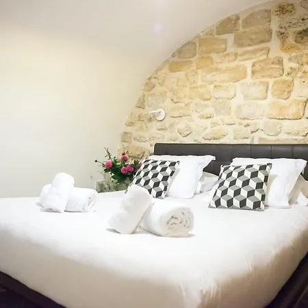 Jardin Prive - Gorgeous 3 Bed House In Le Marais Appartamento