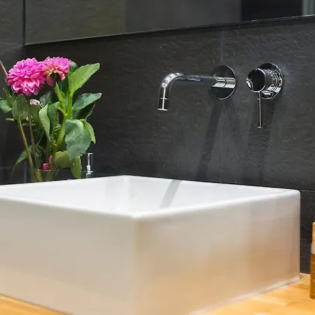 Jardin Prive - Gorgeous 3 Bed House In Le Marais Apartamento París